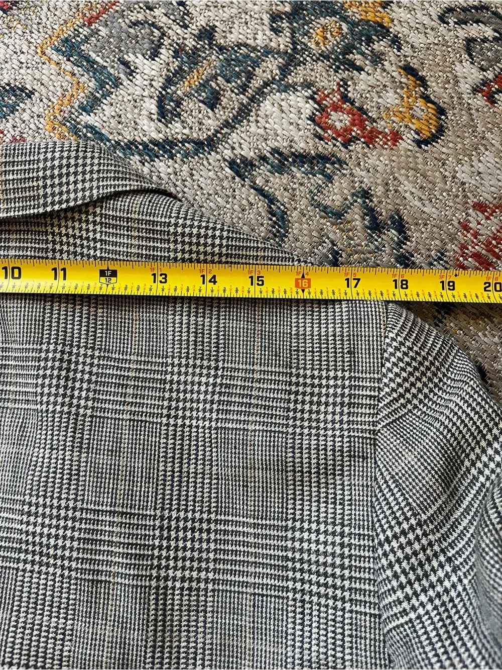 J. Crew Gray Glen Plaid Sport Coat Size 38R Silk Linen Blend